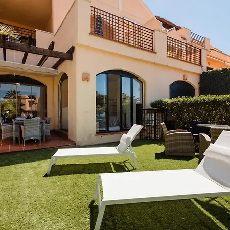 Apartment With 3 Bedrooms, Terrace, Indoor Pool And Sauna At 100 M From The In Puerto Banus *